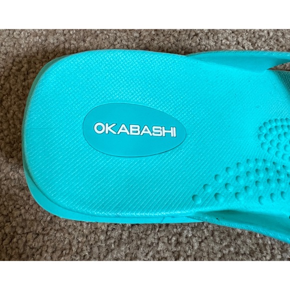 Nwot. Okabashi sandals. Size medium. - Picture 6 of 8